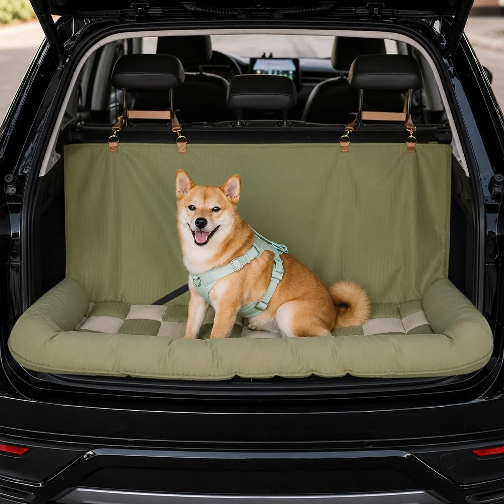 Dog Car Seat Bed with Bolstered Edges & Chessboard Pattern for Travel