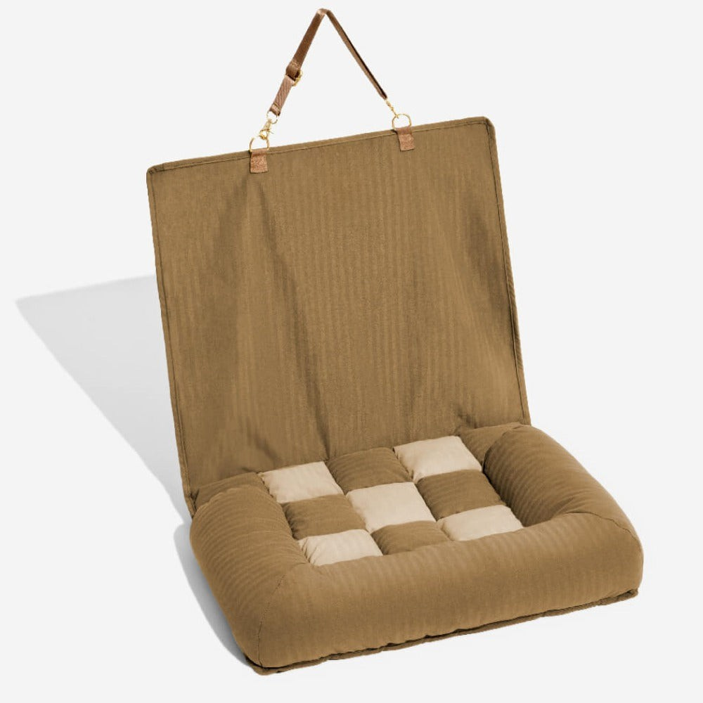 Dog Car Seat Bed with Bolstered Edges & Chessboard Pattern for Travel