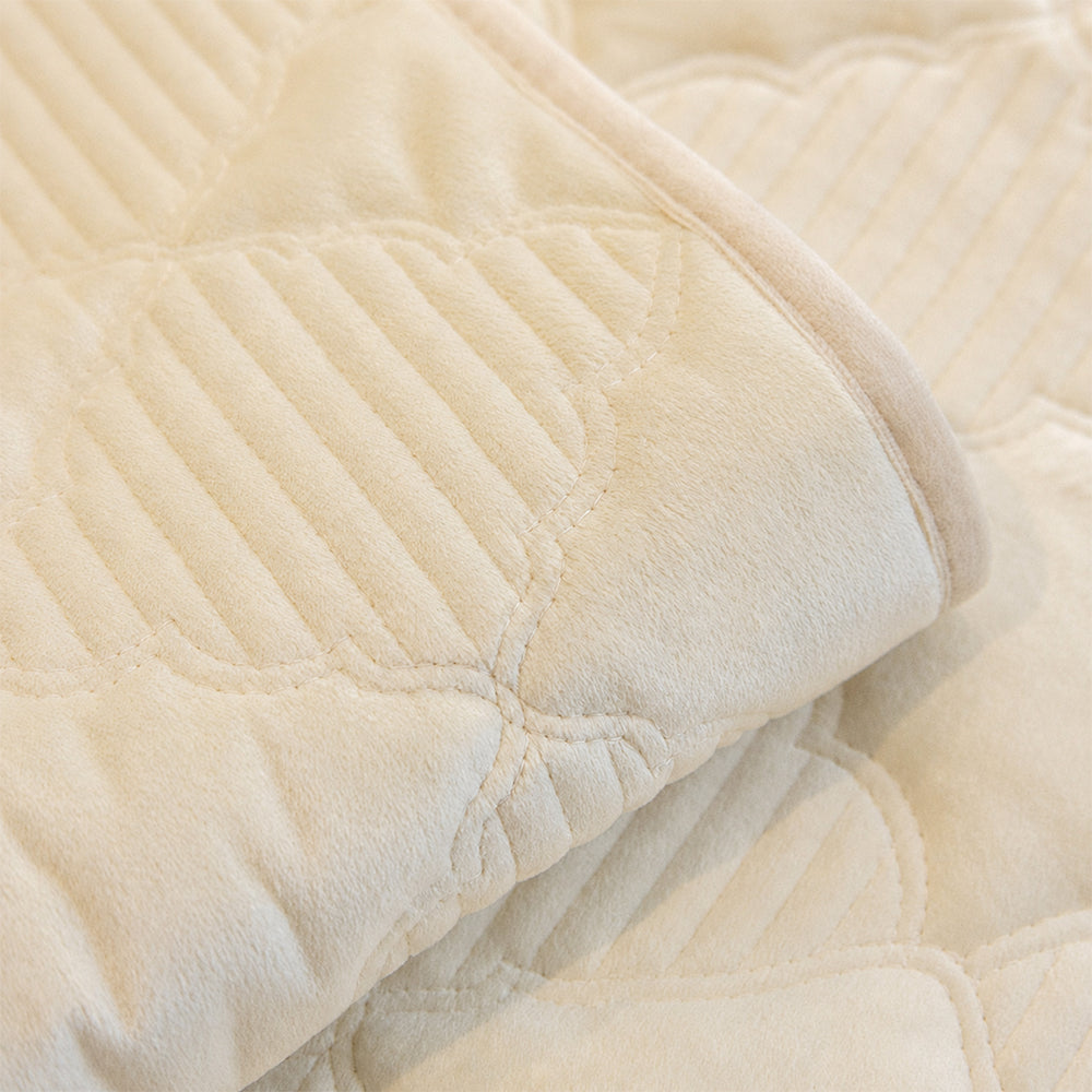 Couch Cover | Plush Velvet, Star-Pattern Quilted Non-Slip 4