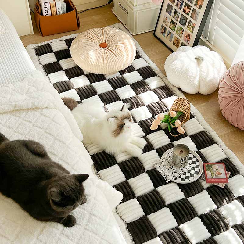 Pet Mat Bed | Cream Plaid Pattern, Chenille Fabric 3